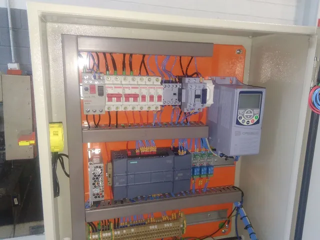 Painel elétrico industrial